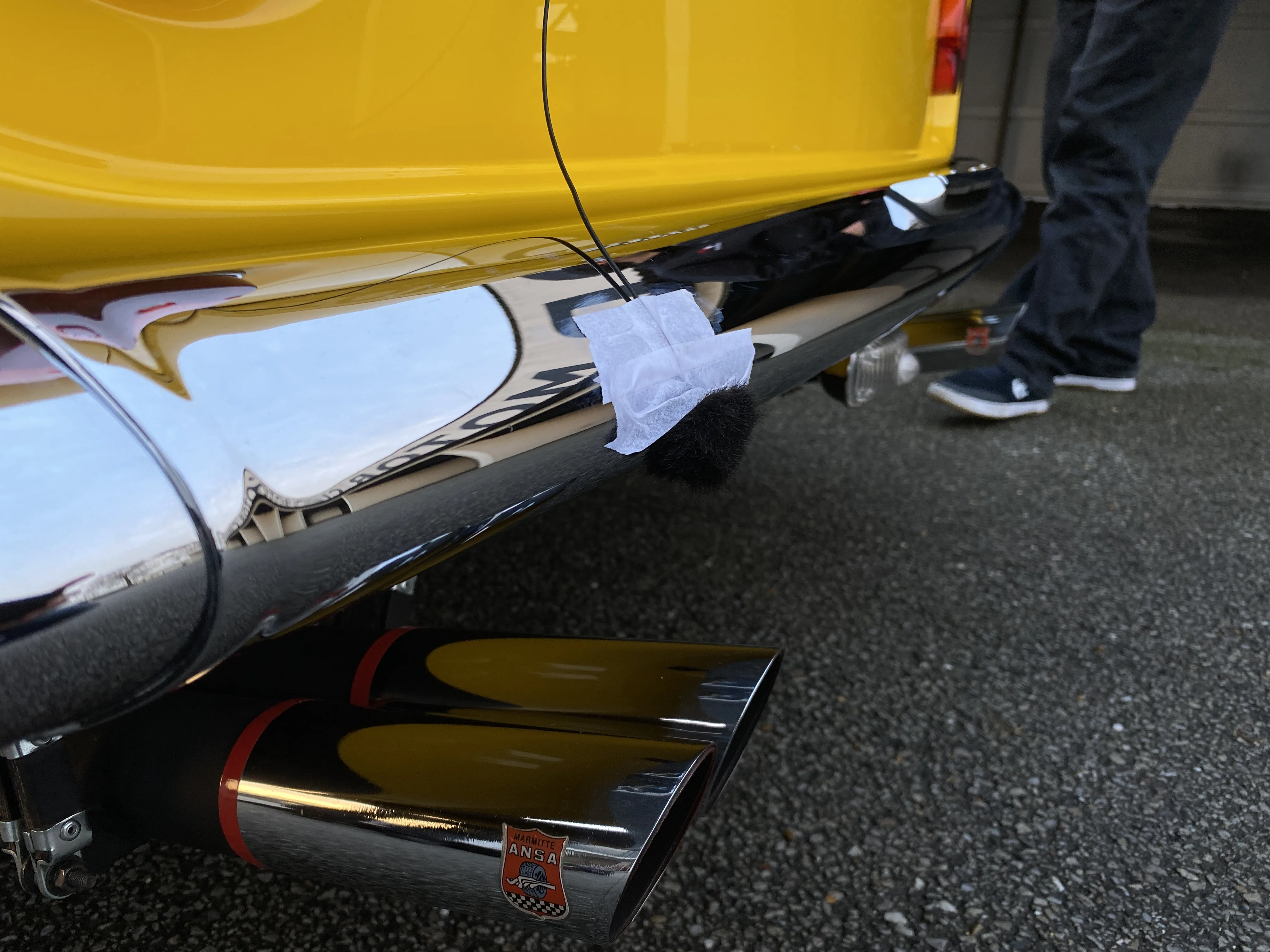 Microphone taped to ANSA exhaust tips